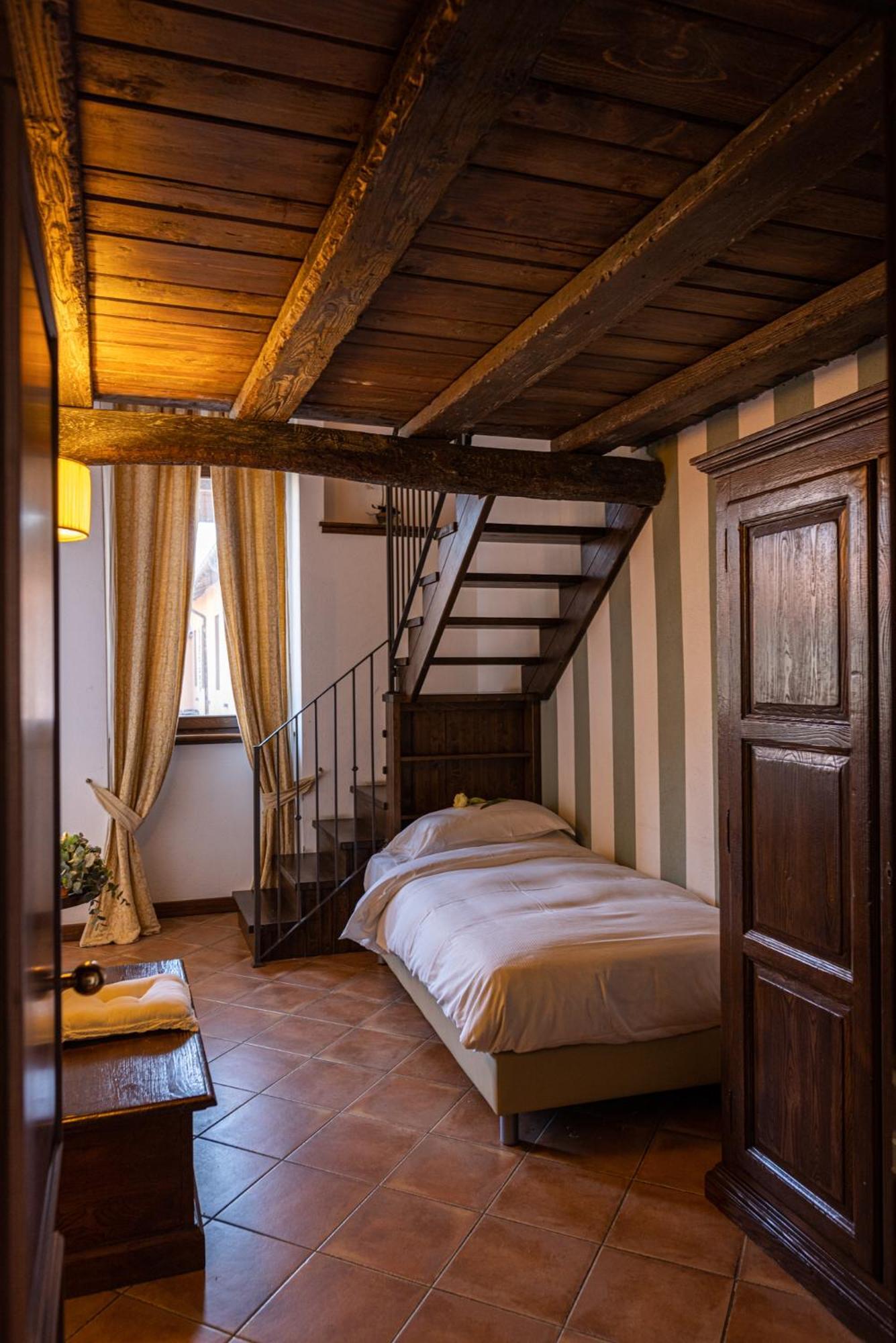 Al Castello Resort Sillavengo المظهر الخارجي الصورة